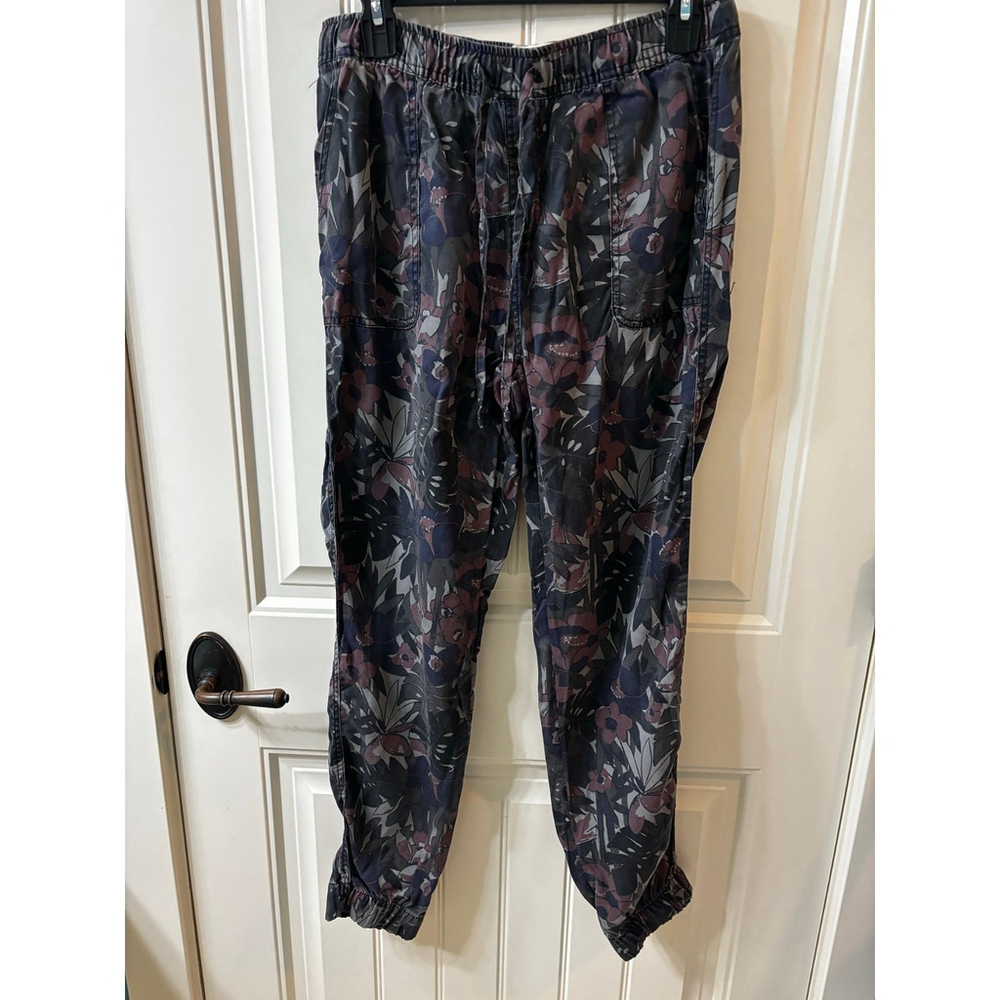 C & C California 100% Lyocell floral print joggers size medium EUC gorpcore